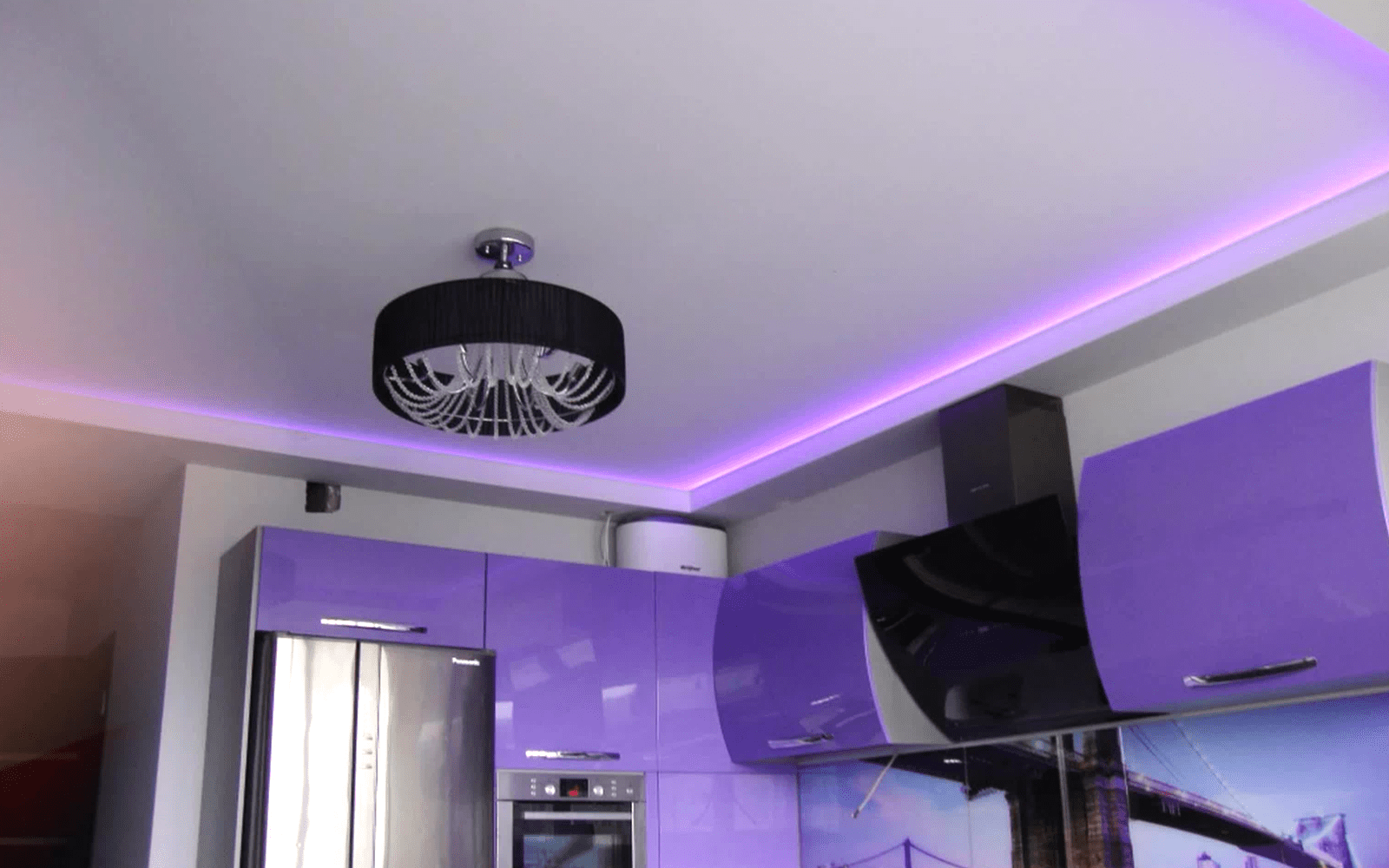 Двухуровневый натяжной потолок